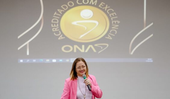 Governo de Goiás celebra manutenção do selo ONA 3 de excelência pelo Hugol