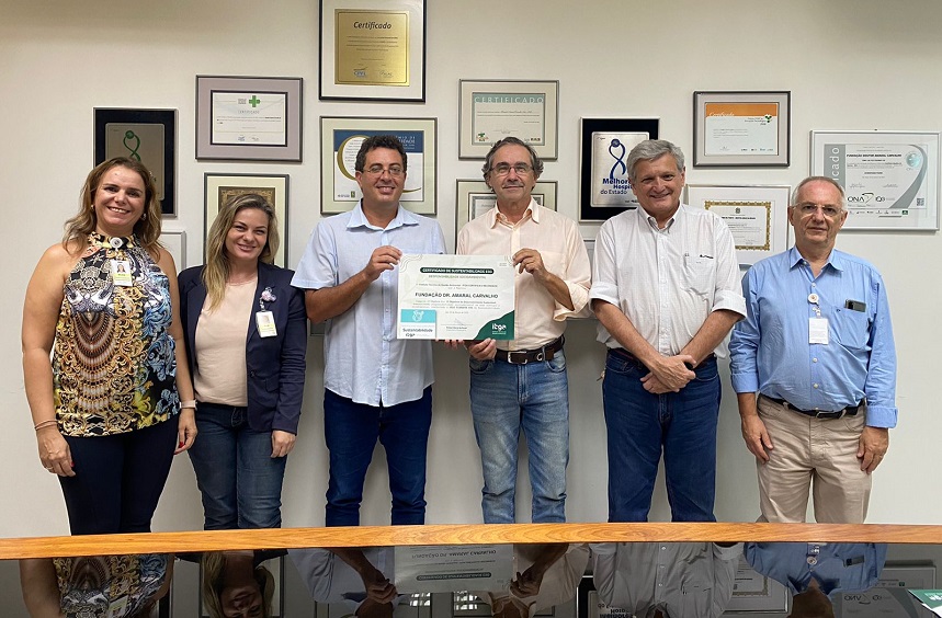 Fundação Amaral Carvalho recebe certificado de sustentabilidade