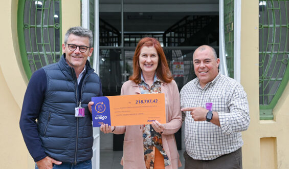 Hospital Pequeno Príncipe recebe repasse da campanha Troco Amigo