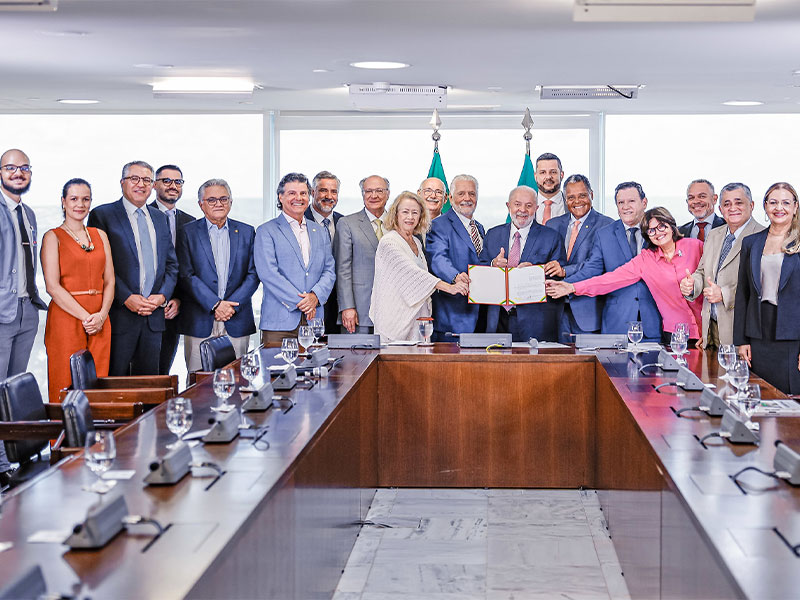 Projeto que reajusta os contratos de prestação dos serviços ao SUS é sancionado