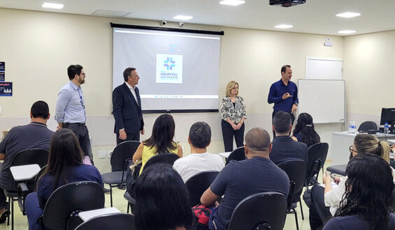 Hospital São Vicente inicia implantação de rede de saúde integrada 