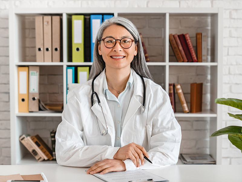 Em recorde internacional, Brasil registra mais de 575 mil médicos