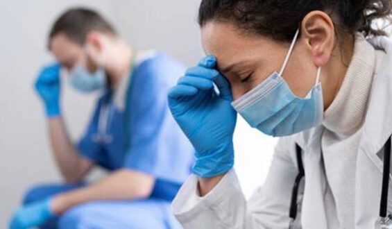Tecnologia e saúde mental: como driblar o burnout dos médicos no Brasil