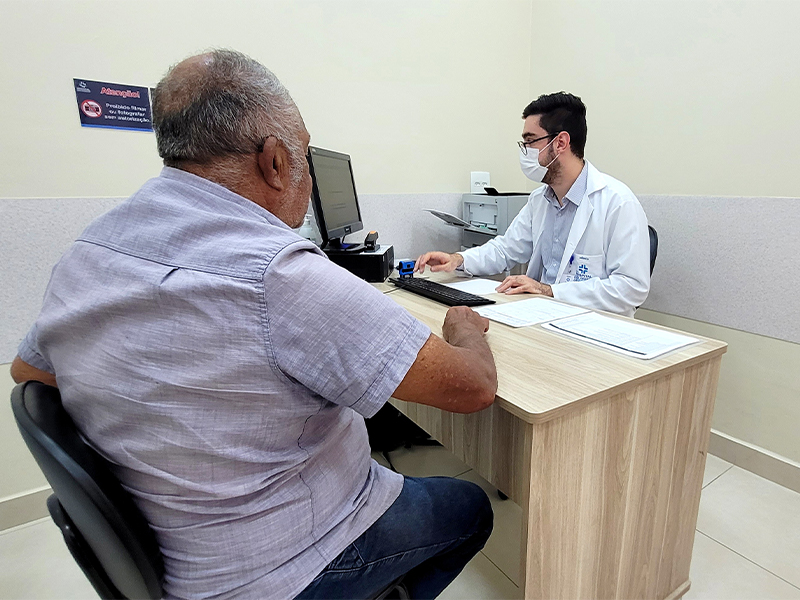 Hospital São Vicente renova selo de atendimento à pessoa idosa
